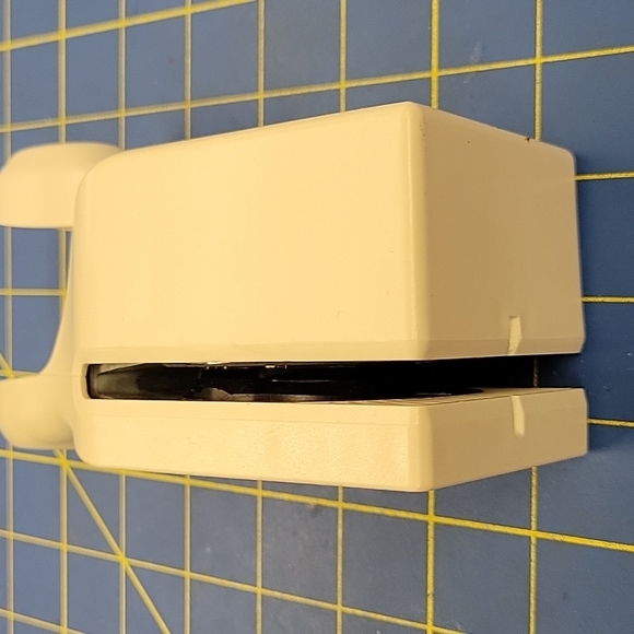 Martha Stewart Easter Basket & Eggs - Picture 3 of 3